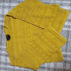Size XSmall golden knitted crop sweater